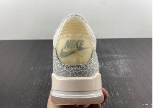 “Ivory” Jordan Craft FJ9479-100 Air 3 FJ9479-100 0502